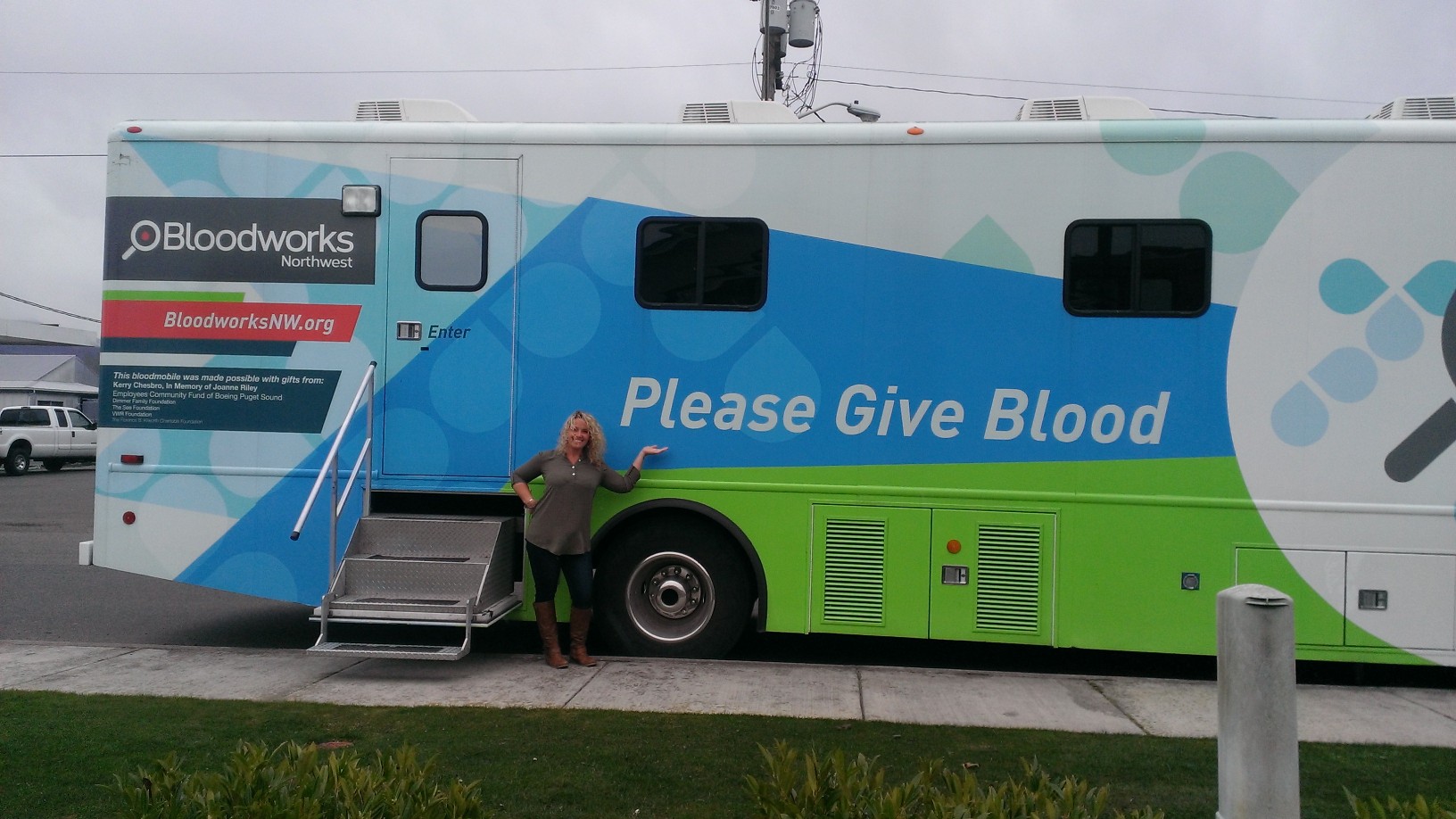 Bloodworks Northwest trailer vehicle